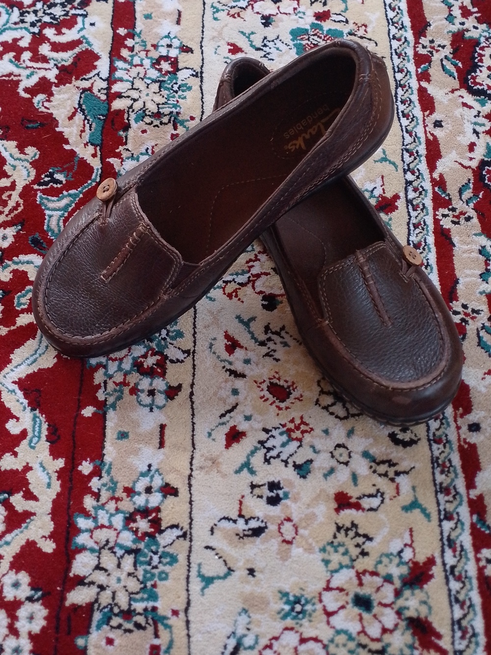 Clarks Bendables Brown Leather Slip On Shoes With Wooden Button